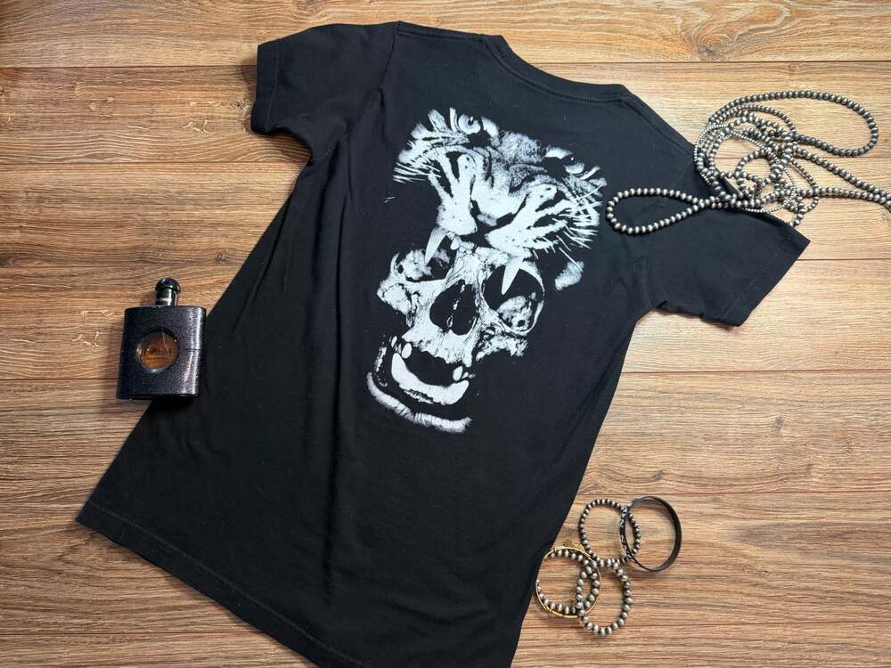The Drive Clothing Black Graphic T-Shirt with Skull and Tiger Detail